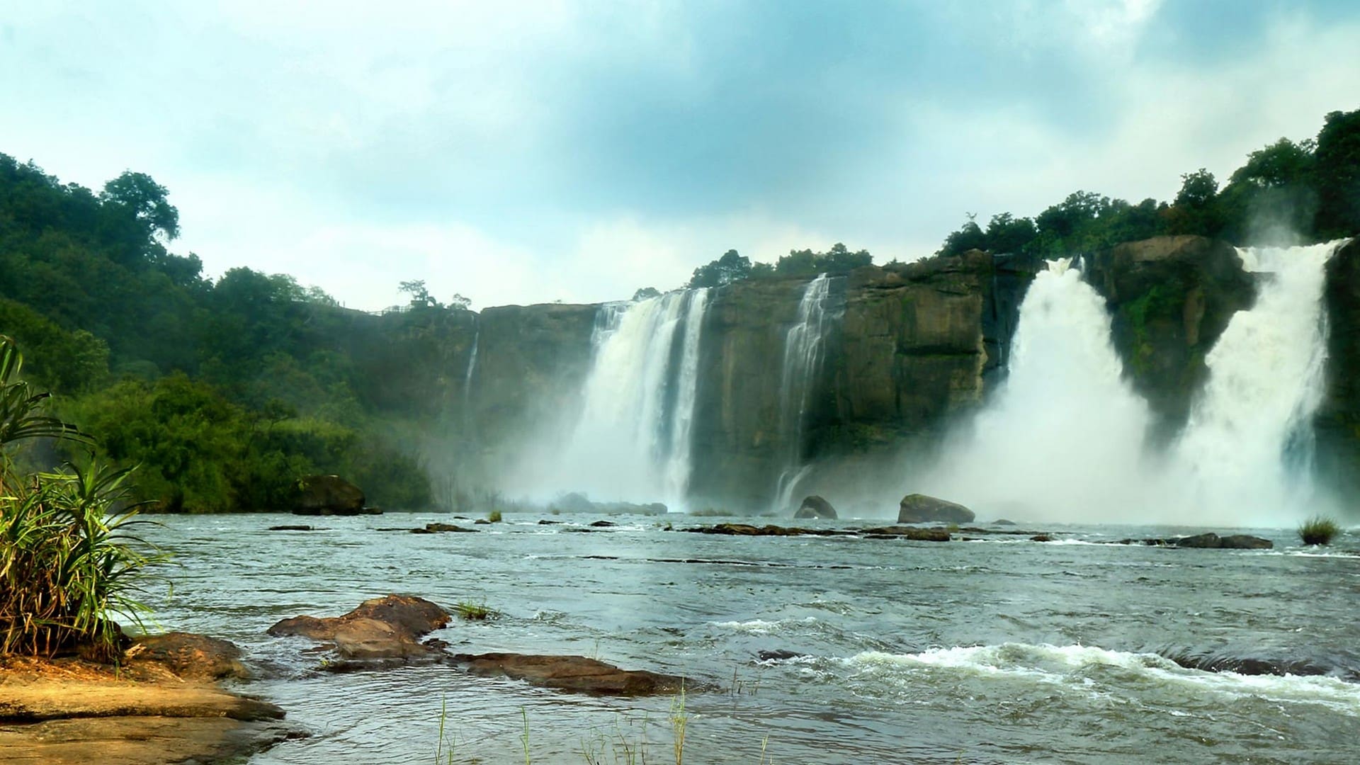 Athirappally Waterfalls